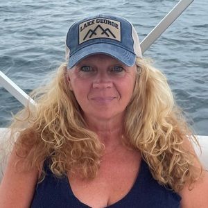 Meet your Posher, Corinne